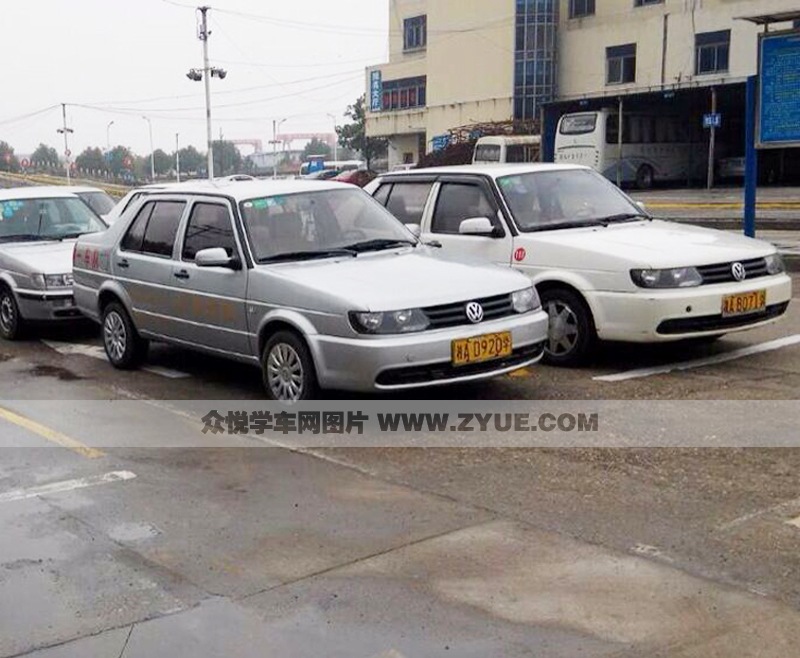 长沙长湘驾校训练车