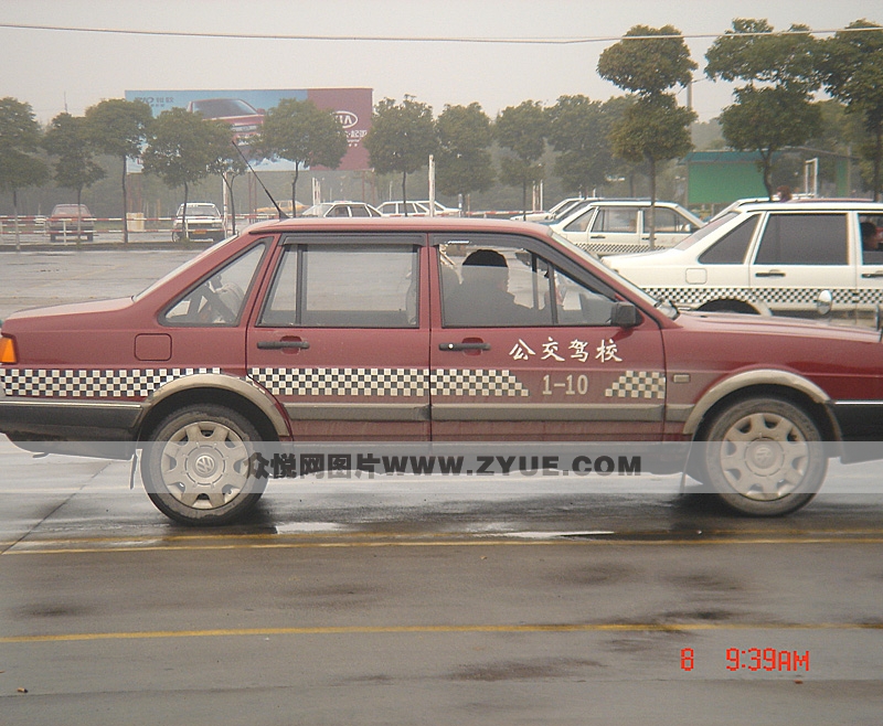 公交驾校普桑教练车