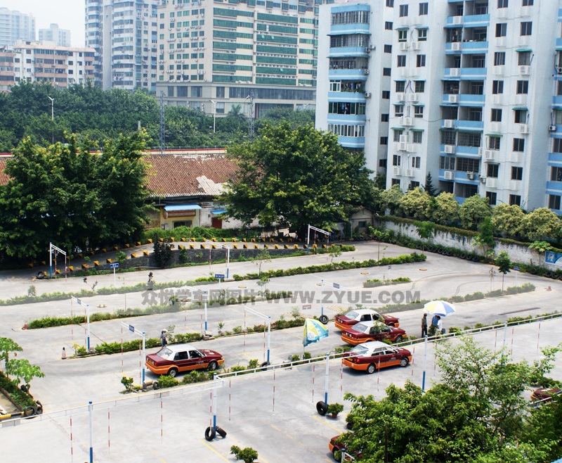 里程驾校学车场地——龙口场地