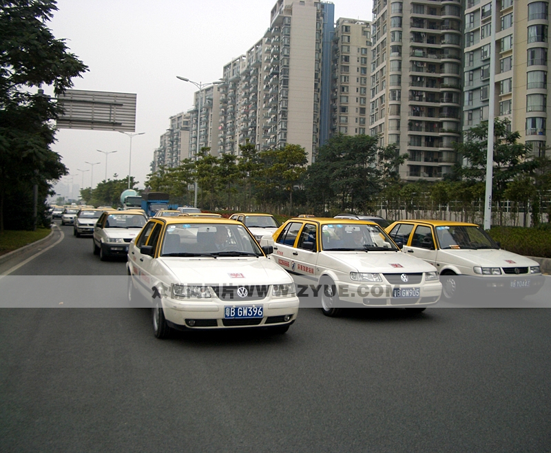 深港驾校教练车2