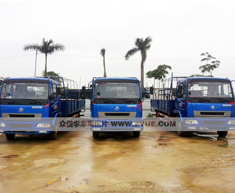 誉通驾校B2教练车